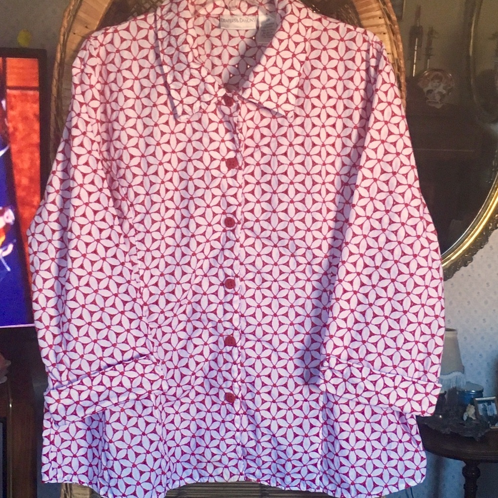 Draper’s & Damons Button Up Daisy Shirt